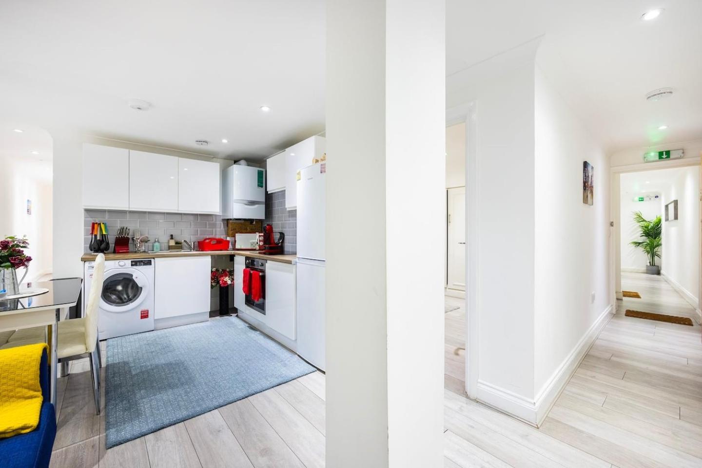Appartamento Three Bedroom 3 Bathroom In Kensington *